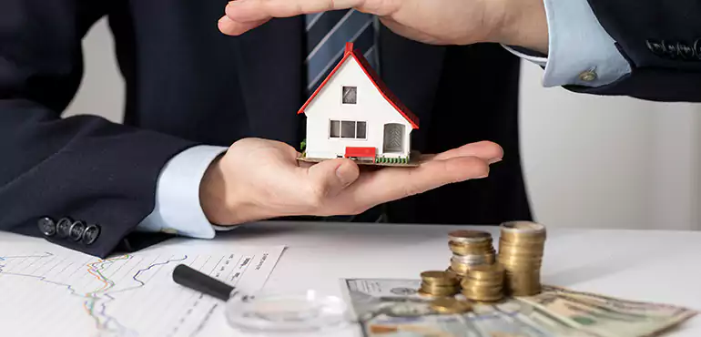 Who Do We Buy Houses From in Riverside, CA?